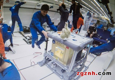 华北工控:我国首台空间3D打印机问世 华北工控:我国首台空间3D打印机问世