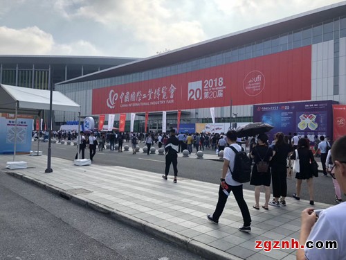 互联网+智能制造 宜科带您见证工业新变革 互联网+智能制造 宜科带您见证工业新变革