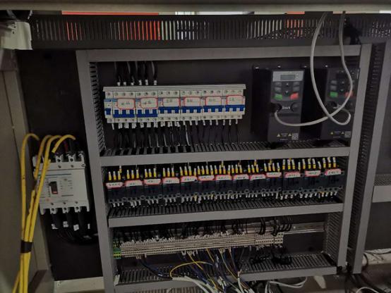 英威腾HMI+中型PLC+伺服+变频器 在编织袋套色柔版印刷机上的应用3 英威腾HMI+中型PLC+伺服+变频器 在编织袋套色柔版印刷机上的应用3