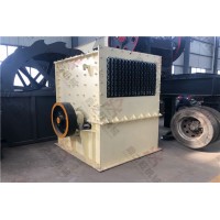 石英石箱式破碎机作业原理