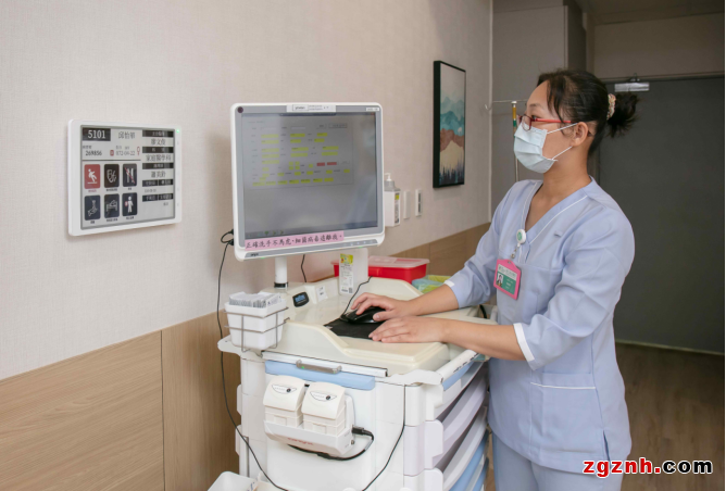 研华无线电子纸EPD-660/662新品发布，实现智慧医疗数字化显示